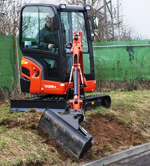 Kubota KX019   