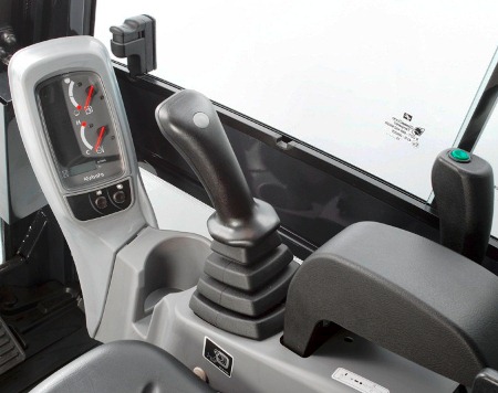 Kubota KX016  